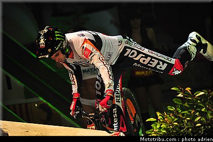 bou_005_trial_indoor_marseille_2010.JPG