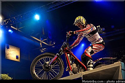 dabill_04_trial_indoor_marseille_2010.JPG