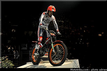 fujinami_03_trial_indoor_marseille_2010.JPG