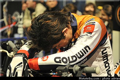 fujinami_26_trial_indoor_marseille_2010.JPG