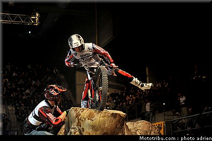 gubian_15_trial_indoor_marseille_2010.JPG
