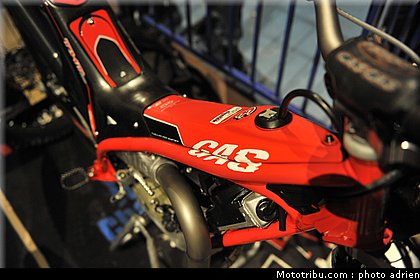 moto_12_trial_indoor_marseille_2010.JPG