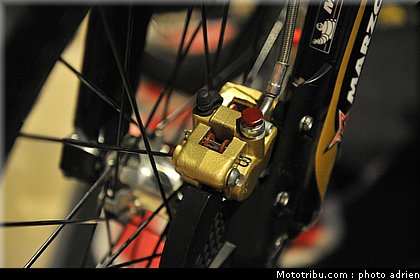 moto_17_trial_indoor_marseille_2010.JPG