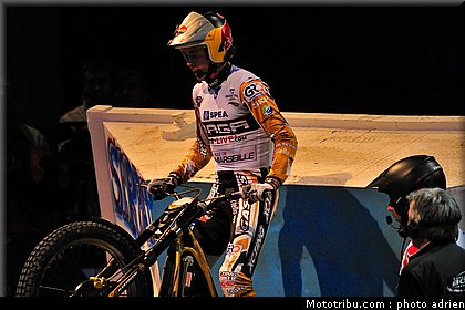 raga_033_trial_indoor_marseille_2010.JPG