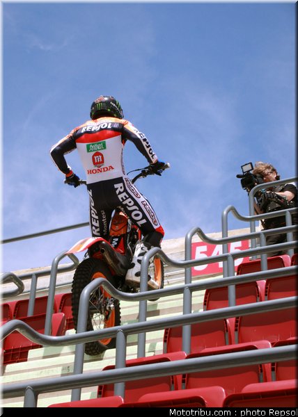 trial_toni_bou_camp_nou_barcelone_2011_023