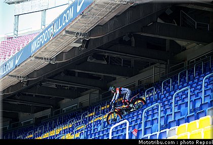 trial_toni_bou_camp_nou_barcelone_2011_004.jpg