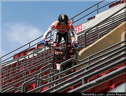 trial_toni_bou_camp_nou_barcelone_2011_016.jpg