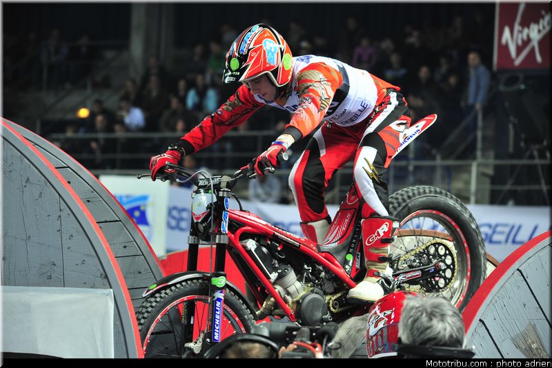 trial_indoor_marseille_2011_brown_06