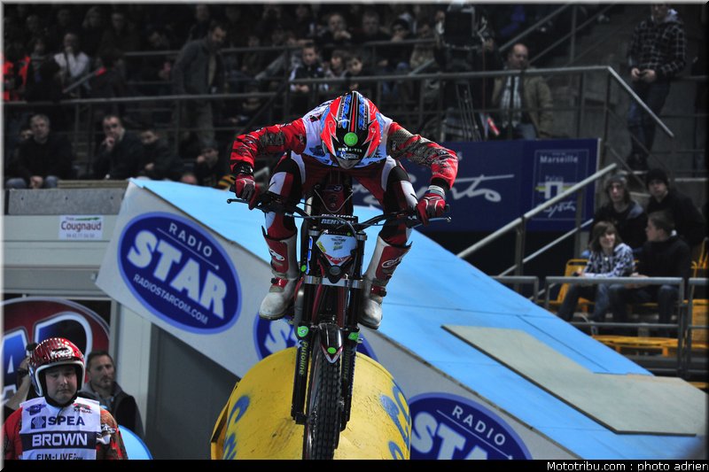 trial_indoor_marseille_2011_brown_14
