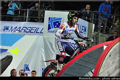 trial_indoor_marseille_2011_bou_02.JPG