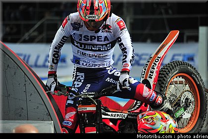 trial_indoor_marseille_2011_fujinami_05.JPG