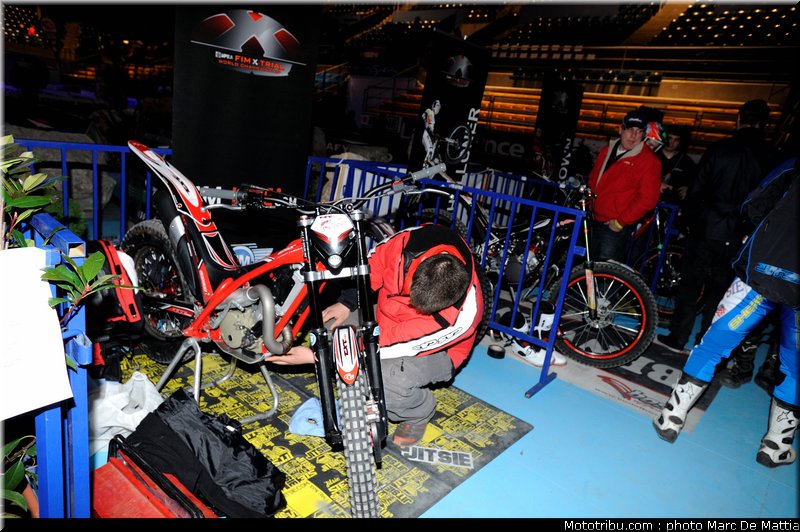 trial_indoor_marseille_2011_005