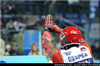 trial_indoor_marseille_2011_002.jpg